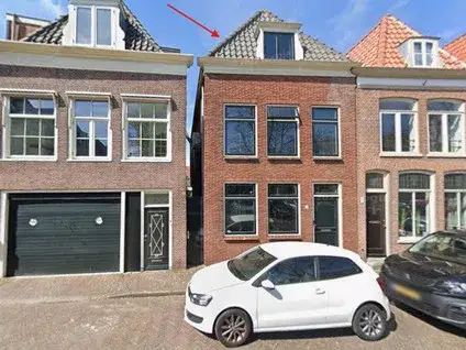 Terraced house for sale: Vismarkt 4, Binnenstad - Buurt 10 01 Hoorn