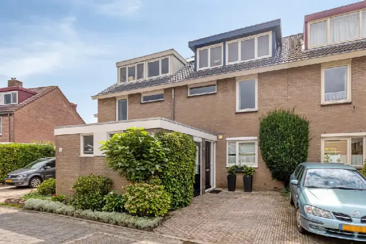 Tussenwoning te koop: Visotter 17, Langenbeek Leusden