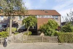 Tussenwoning te koop: Vlasstraat 18, De Graeffweg en omgeving Purmerend