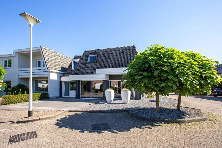 Twee-onder-één-kap te koop: Vlettevaart 10, De Blaak Zuid-West Tilburg