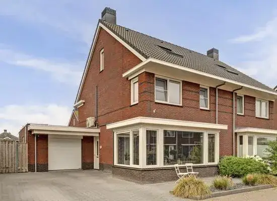 Twee-onder-één-kap te koop: Vliestroom 10, Oosterpark Harlingen