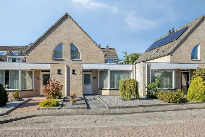 Tussenwoning te koop: Vloeiweg 150, omg. Petrus Kerk Oisterwijk