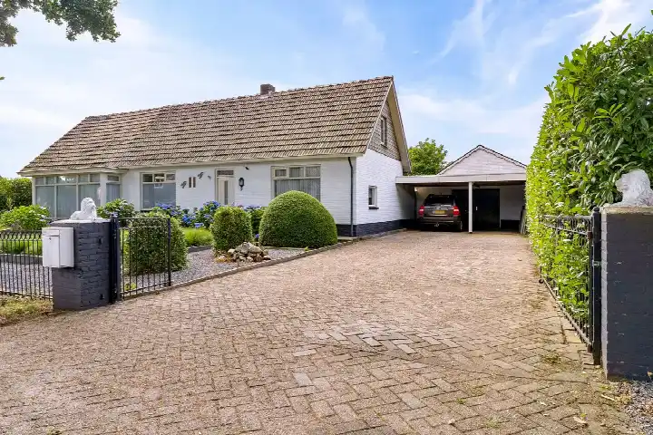 Detached house for sale: Vloetstraat 3A, Buitengebied-Volkel Volkel