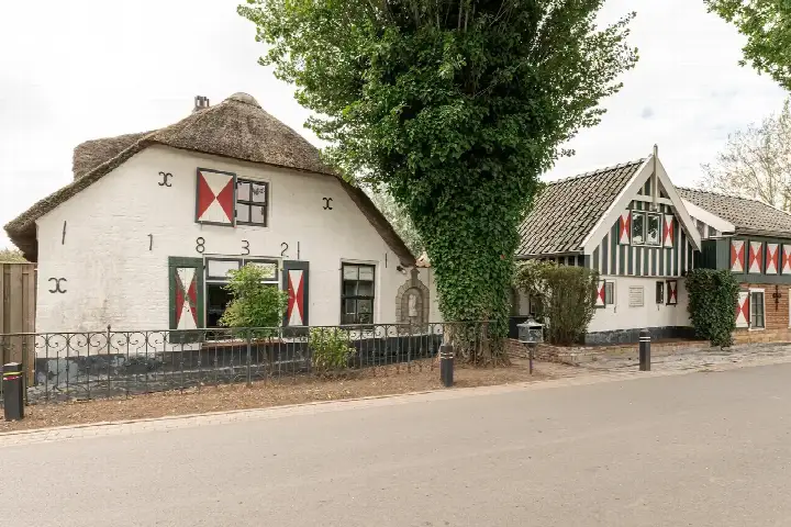 Vrijstaande woning te koop: Voetakkerweg 6, Meteren e.o. Meteren