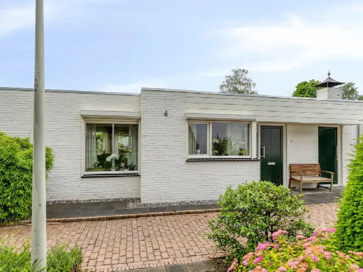 Tussenwoning te koop: Vogelenzang 4, Noord Someren