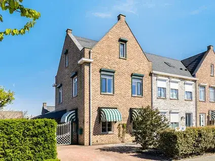 Hoekwoning te koop: Vogellaan 2, Othene Terneuzen