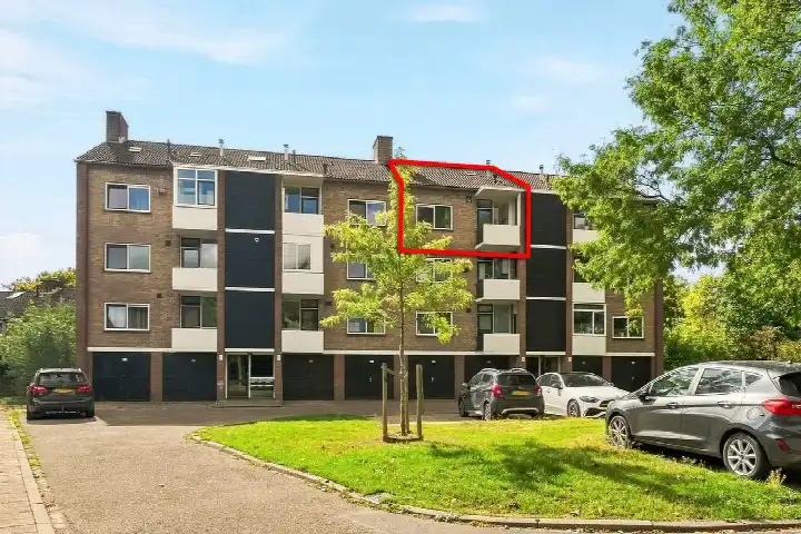 Appartement te koop: Vogelplantsoen 68, Dieren-Noord boven spoorlijn Dieren