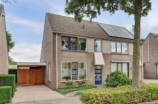 Twee-onder-één-kap te koop: Vogelwikke 38, Bladel Gozelinusbocht Bladel