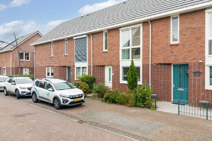 Terraced house for sale: Vogezen 29, Parkrijk Noord Assendelft