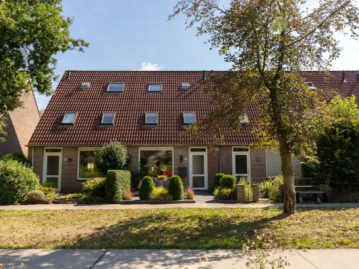 Tussenwoning te koop: Volenbeekweg 83, Ermelo - West Ermelo