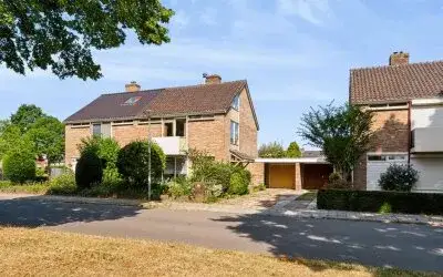 Terraced house for sale: Vondellaan 93, Schrijvershoek Zevenaar