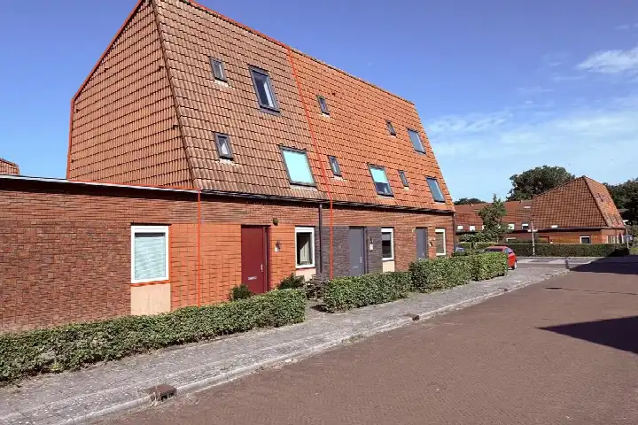 Tussenwoning te koop: Vondelstraat 40, Steenwijk West Steenwijk
