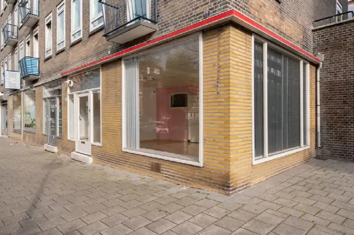 Apartment for sale: Vondelweg 264, Rubroek Rotterdam