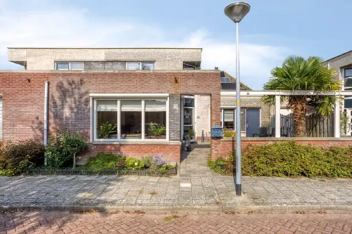 Terraced house for sale: Voor de Boeg 26, Kadijken Enkhuizen