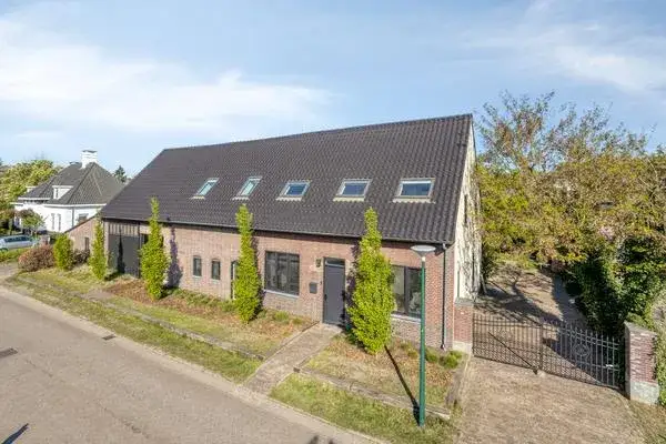 Vrijstaande woning te koop: Voorderstraat 1, Willibrordusstraat e.o. Riethoven