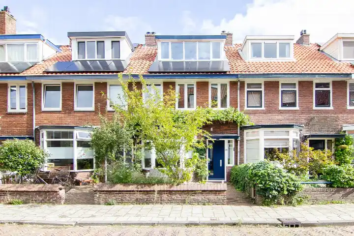 Tussenwoning te koop: Voorduinstraat 30, Bomenbuurt-west Haarlem