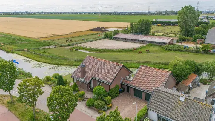 Vrijstaande woning te koop: Voorlaan 5, Kruisweg Bleiswijk