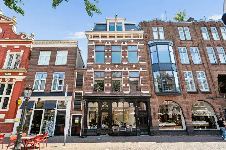 Appartement te koop: Voorstraat 15A, Breedstraat en Plompetorengracht en omgeving Utrecht