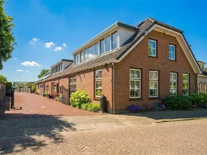 Vrijstaande woning te koop: Voorstraat 21, Velddriel Velddriel