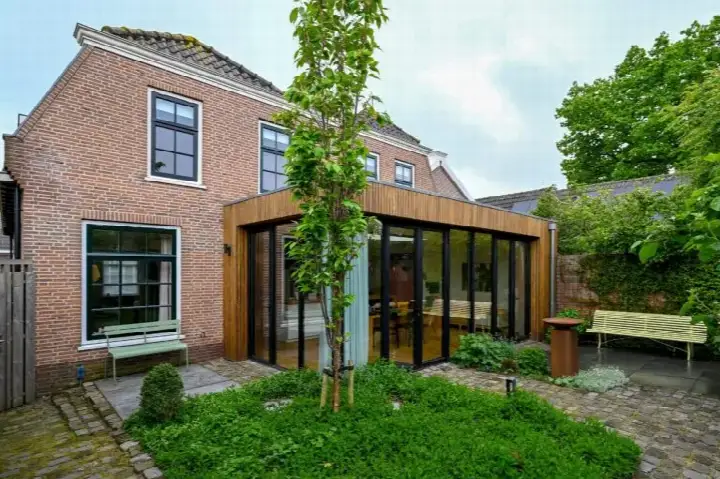 Twee-onder-één-kap te koop: Voorstraat 6, Kockengen Dorp Kockengen