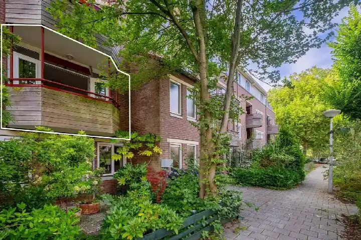 Appartement te koop: Voorthuizenstraat 6, Gein 1 Amsterdam