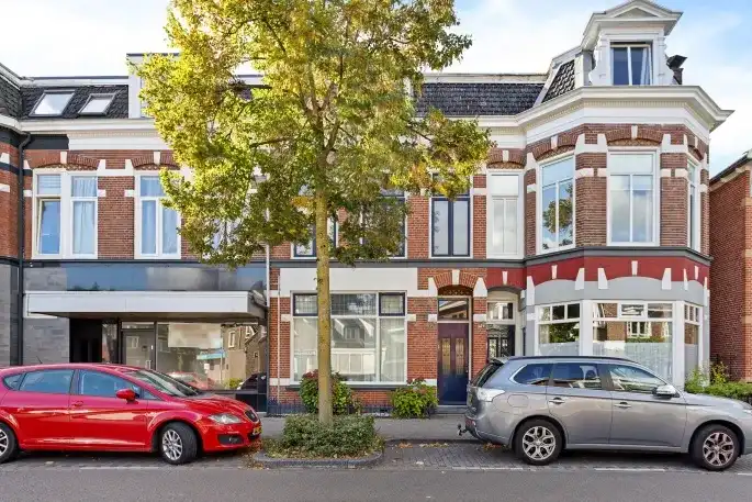 Tussenwoning te koop: Voortsweg 7, Roombeek-Roomveldje Enschede