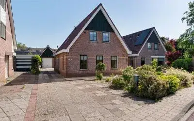 Vrijstaande woning te koop: Voorweg 104A, Schoorl met Bregtdorp Schoorl