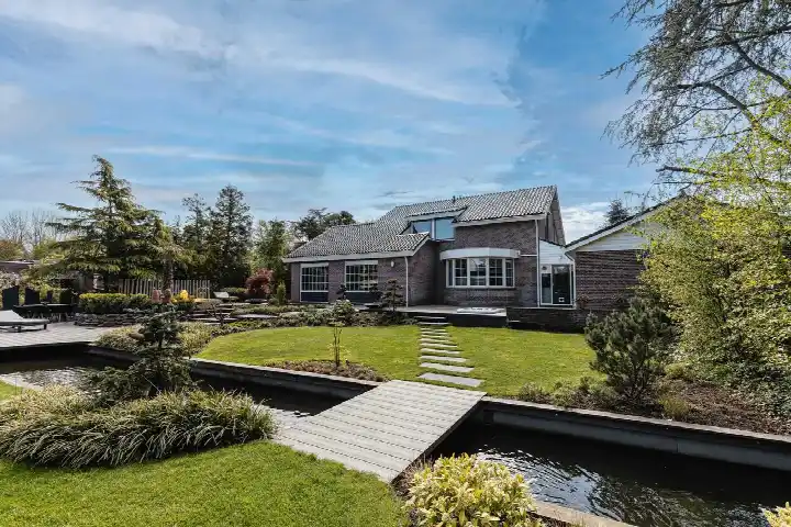 Detached house for sale: Voorwillenseweg 203, Componistenbuurt Gouda