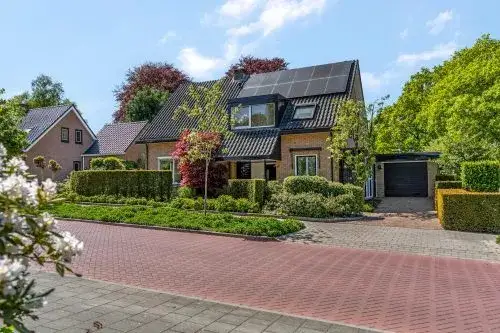 Detached house for sale: Vossenakker 1B, Komponistenbuurt Ede