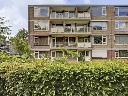 Apartment for sale: Vredeman de Vriesstraat 84, Het Lage Land Rotterdam