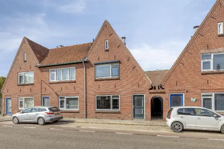 Hoekwoning te koop: Vredenseweg 53, Winterswijk-Noordoost Winterswijk
