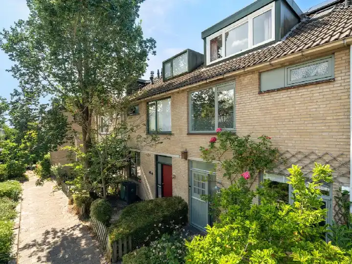 Tussenwoning te koop: Vreebos 64, Meerzicht-West Zoetermeer