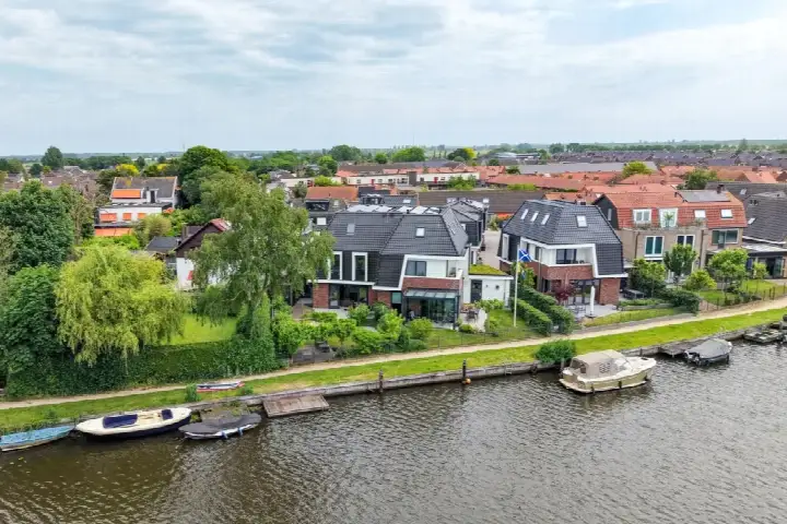 Twee-onder-één-kap te koop: Vreelandseweg 26, Splegelpolder Nederhorst Den Berg