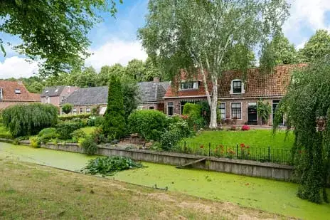 Hoekwoning te koop: Vrijgevochtenwaltje 16, Dokkum binnen de Bolwerken Dokkum