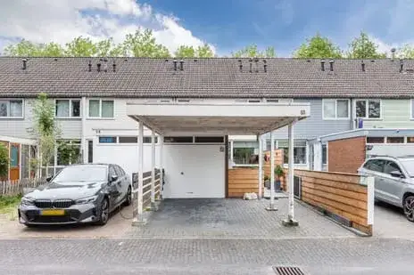 Tussenwoning te koop: Vronen 60, Nieuw-Vennep Linquenda Nieuw-Vennep