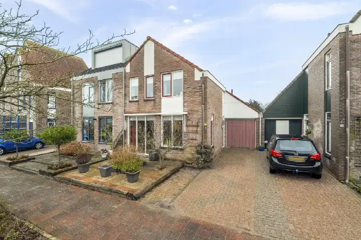 Tussenwoning te koop: Vrouw Steenlaan 14, Agro Sanatio Anna Paulowna
