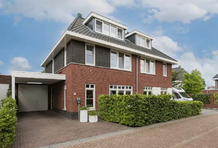 Tussenwoning te koop: Vrouwenmantelstraat 9, De Laares Enschede