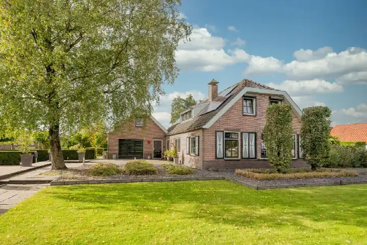 Vrijstaande woning te koop: Vrouwenweg 29, Nijkerkerveen-Noord Nijkerkerveen
