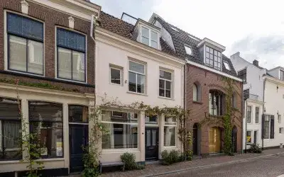 Tussenwoning te koop: Vrouwjuttenstraat 7, Lange Nieuwstraat en omgeving Utrecht