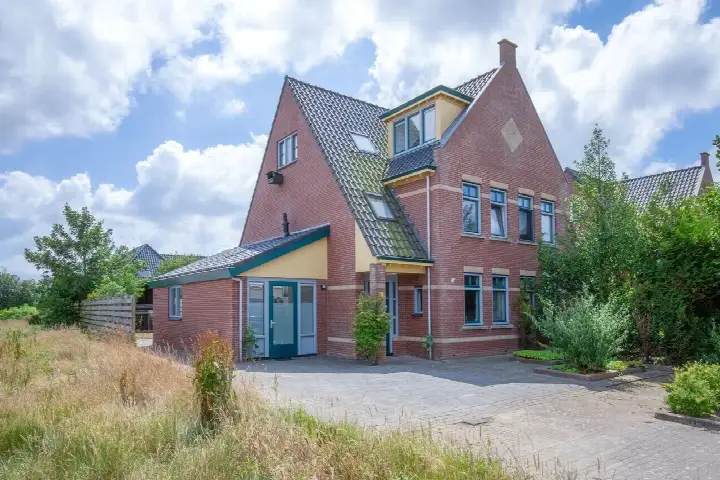 Twee-onder-één-kap te koop: Vuurvlinder 56, Den Burg Den Burg