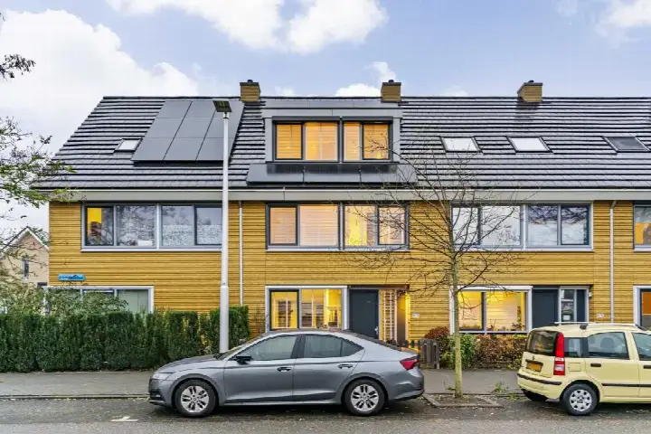 Tussenwoning te koop: Vuurvlindersingel 573, Het Zand-Oost Utrecht