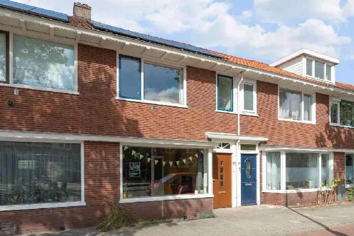 Tussenwoning te koop: W.A. Vultostraat 117, Oud Hoograven-Noord Utrecht