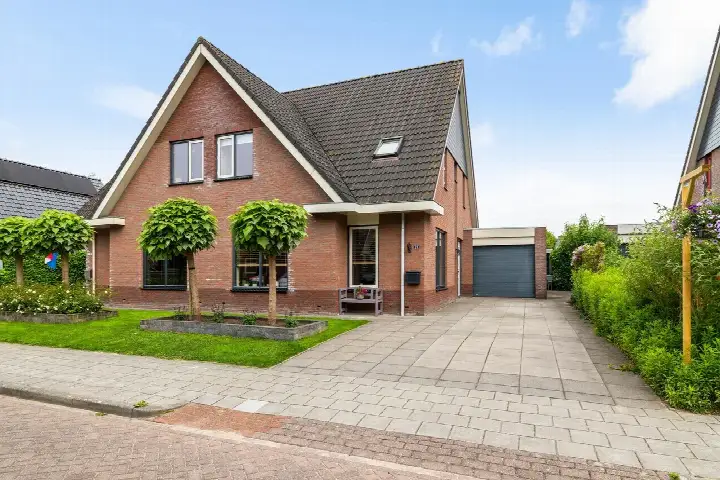 Twee-onder-één-kap te koop: W F de Boerstraat 26, De Wilp (gedeeltelijk) De Wilp