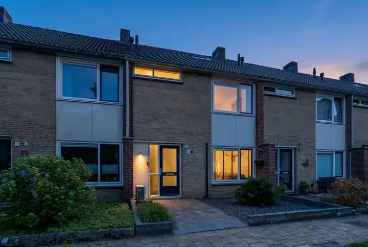 Tussenwoning te koop: W. van Harenstraat 15, Groot Driene-Noord Hengelo