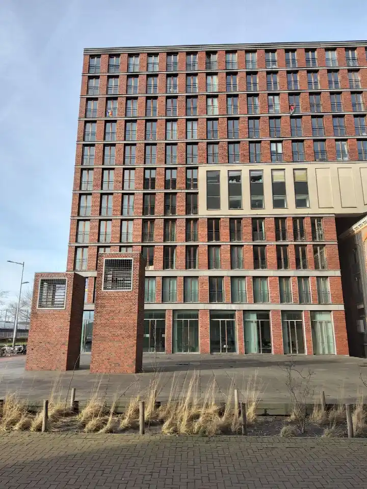 Appartement te huur: Waagdragerhof 140, Oostelijke Handelskade Amsterdam