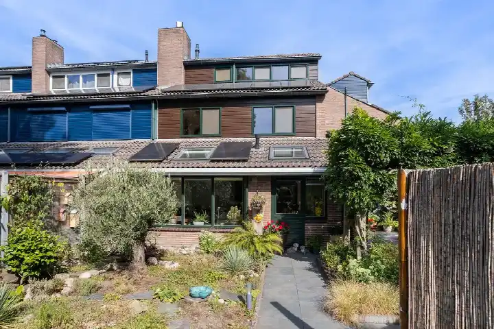 Terraced house for sale: Waagmeestershoeve 306, Matenhoeve Apeldoorn