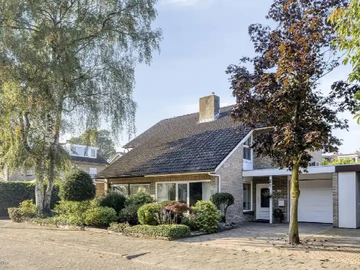 Tussenwoning te koop: Waalseweg 27, Noord Someren
