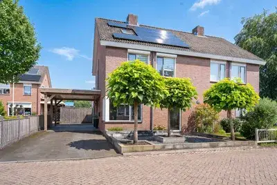 Twee-onder-één-kap te koop: Waalstraat 16, De Brake Nijverdal