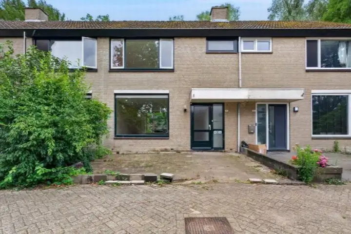 Terraced house for sale: Waddinxveenstraat 44, Elderveld-Zuid Arnhem