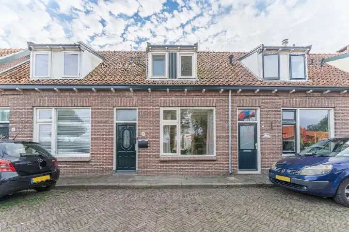 Terraced house for sale: Wagenaarstraat 4, Centrum Zuid-Oost Enkhuizen